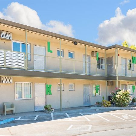 The Greens Hotel On Del Paso サクラメント エクステリア 写真